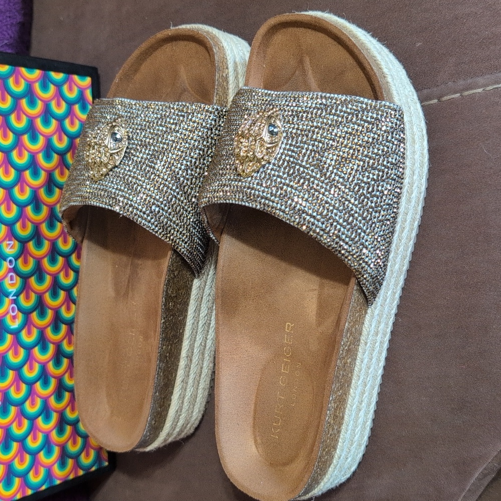 Kurt Geiger Gold Rhinestone Flatform Sandals Size 9.5 (Never Worn)